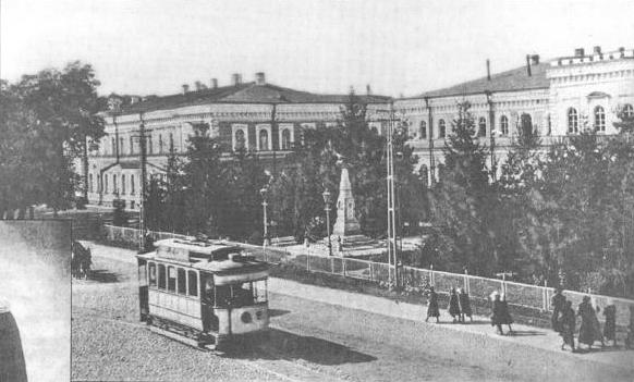 Здание, где в 1918 г. располагался штаб повстанцев во Владикавказе