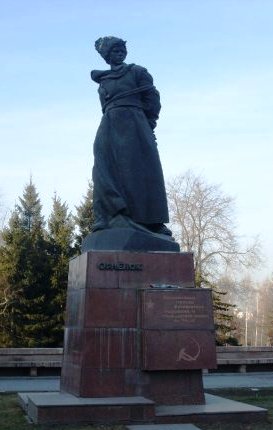 Памятник "Орленок" в Челябинске