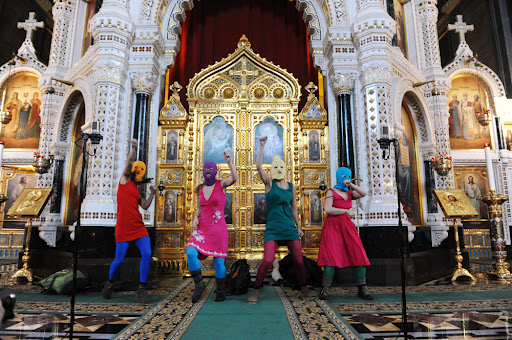 Панк-молебен Pussy Riot в Храме Христа Спасителя 21.02.2012