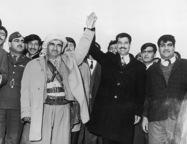 Саддам Хуссейн и лидер национально-освободительного движения иракских курдов 

  Мустафа Барзани